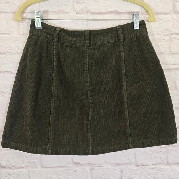 M Abound Womens Dark Green Corduroy Mini Skirt Size S Fall Snap Button Front - Picture 4 of 8